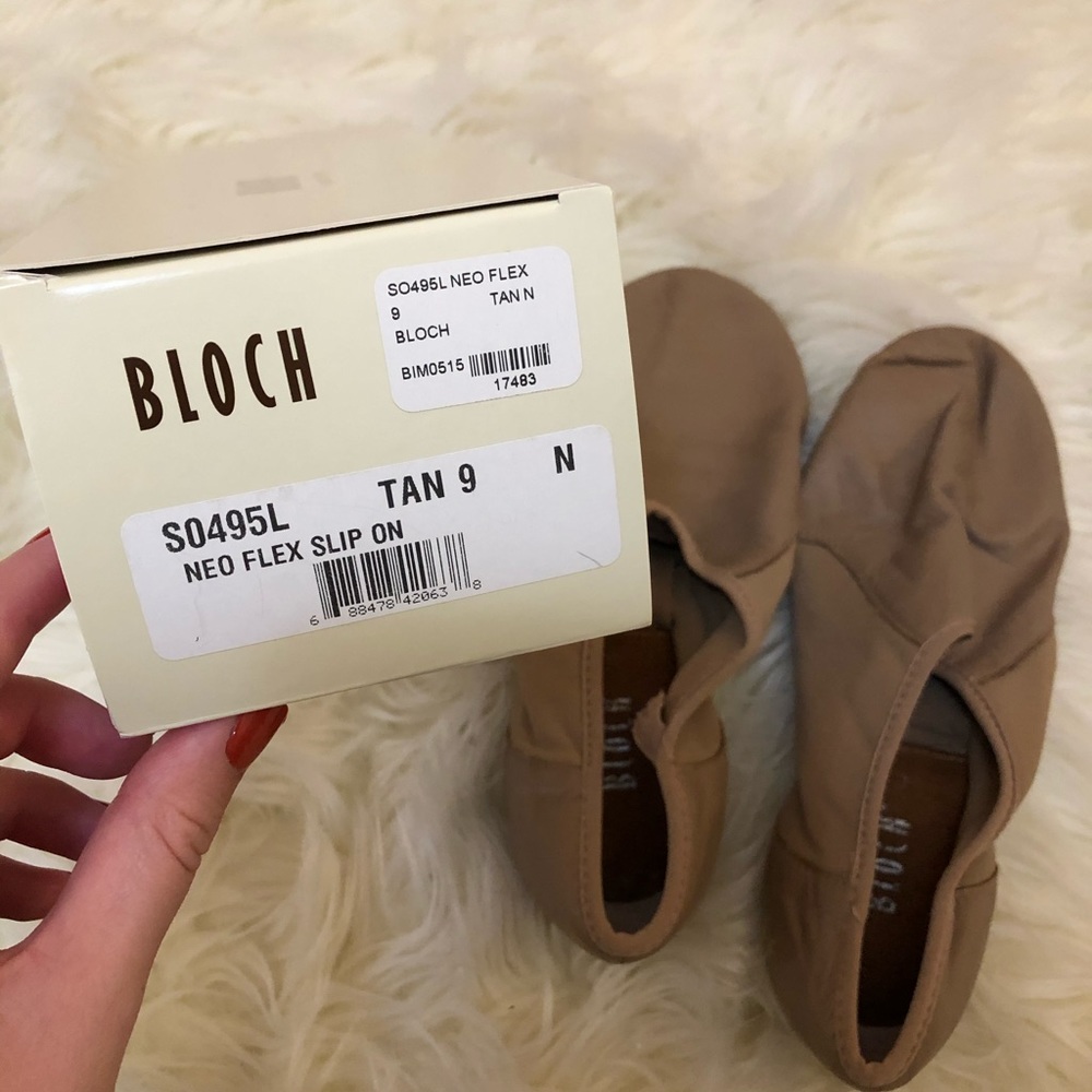 Bloch tan dance shoes